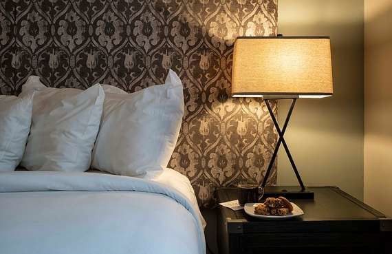 Deluxe Queen Guest Room